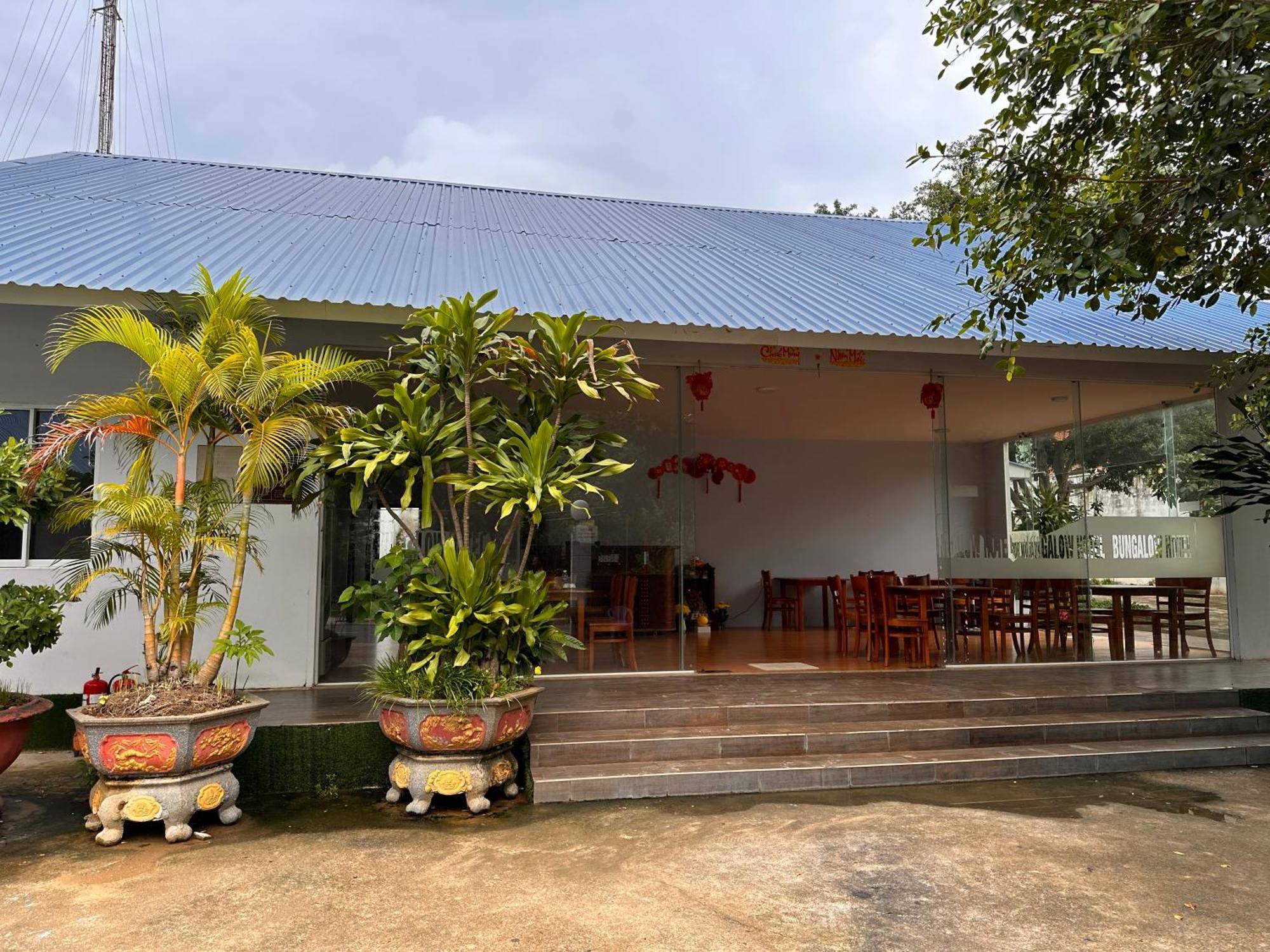 Chi Khu Co Ong Bungalow Hotel מראה חיצוני תמונה