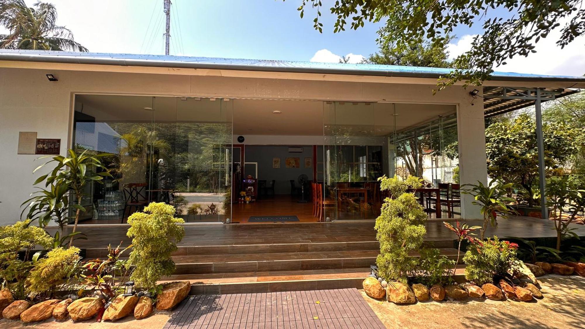 Chi Khu Co Ong Bungalow Hotel מראה חיצוני תמונה